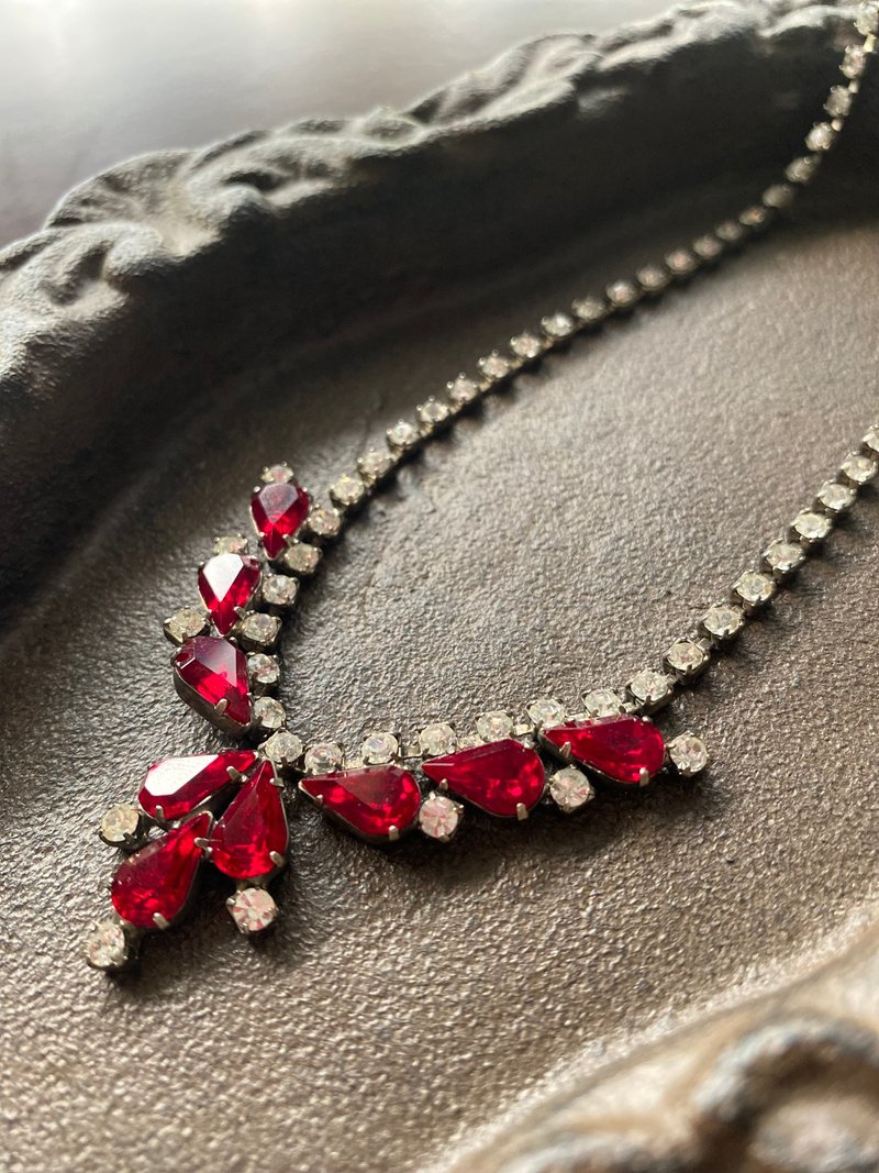 紅色水滴萊茵石古董頸鏈 - 頸鏈 - 其他金屬 銀色