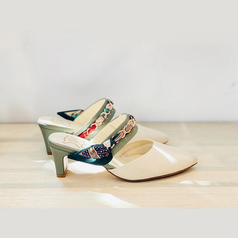 Muse's Silk Scarf Light Luxurious Flat Heel Mules - High Heels - Genuine Leather White