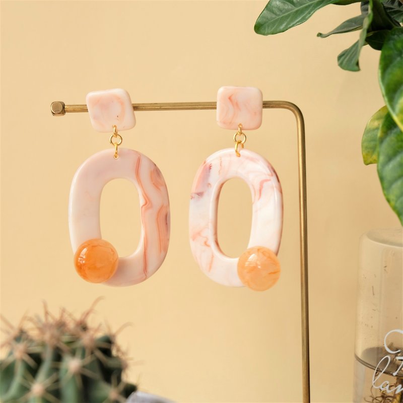 ALYSSA & JAMES Stained Tiger-Lined Oval White Earrings - Earrings & Clip-ons - Resin White