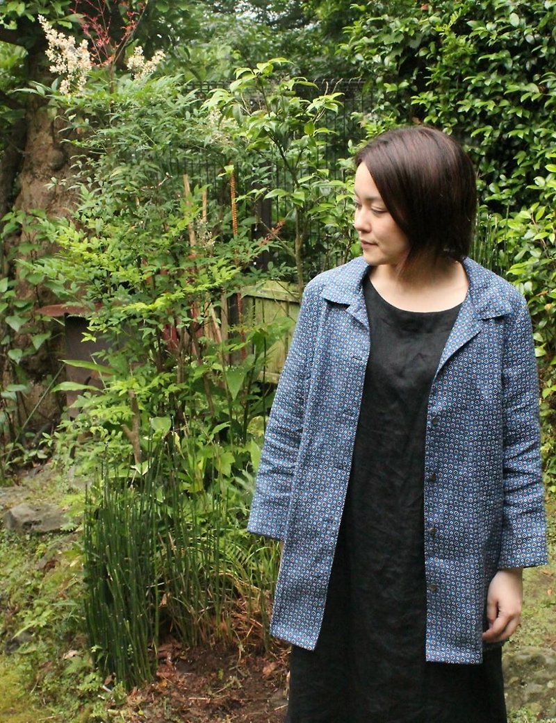 トラッド小紋のリネンシャツジャケット - 女裝 上衣 - 棉．麻 藍色