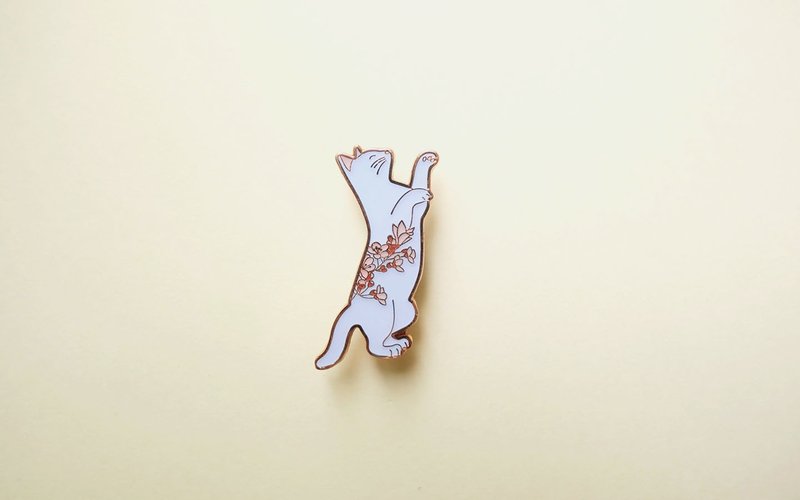 Spring Sakura Cat Enamel Pin, Badge, Brooch, Pin, Accessories - 胸針 - 琺瑯 粉紅色