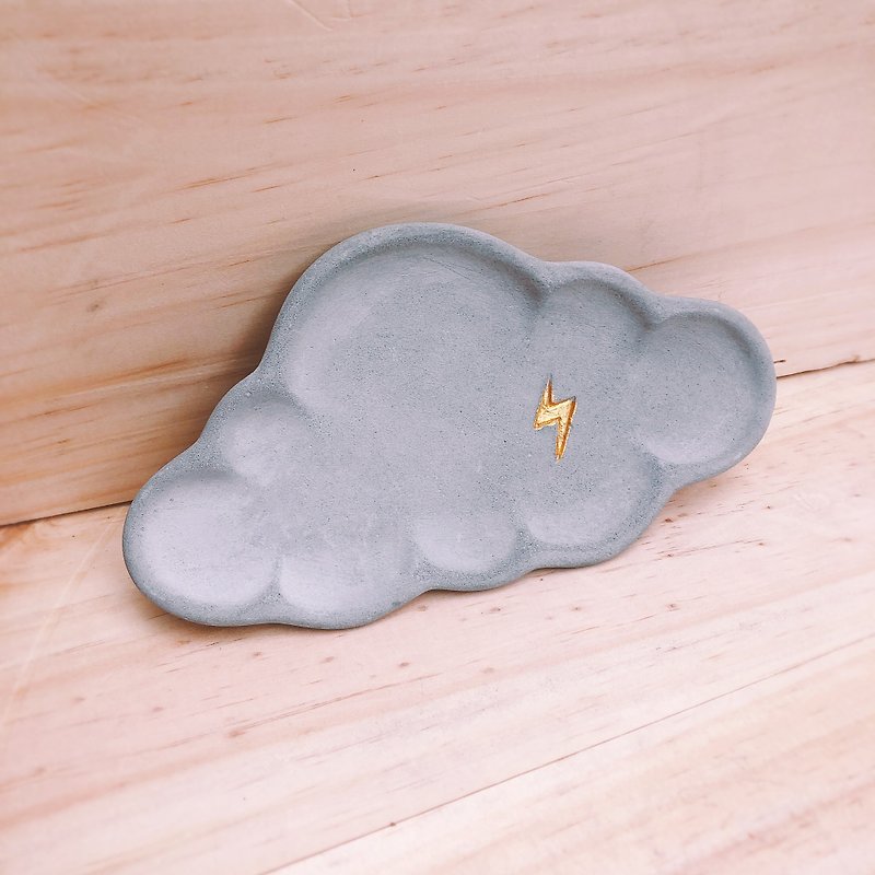 Cloud Lightning / Jewelry dish - กล่องเก็บของ - ปูน สีเทา