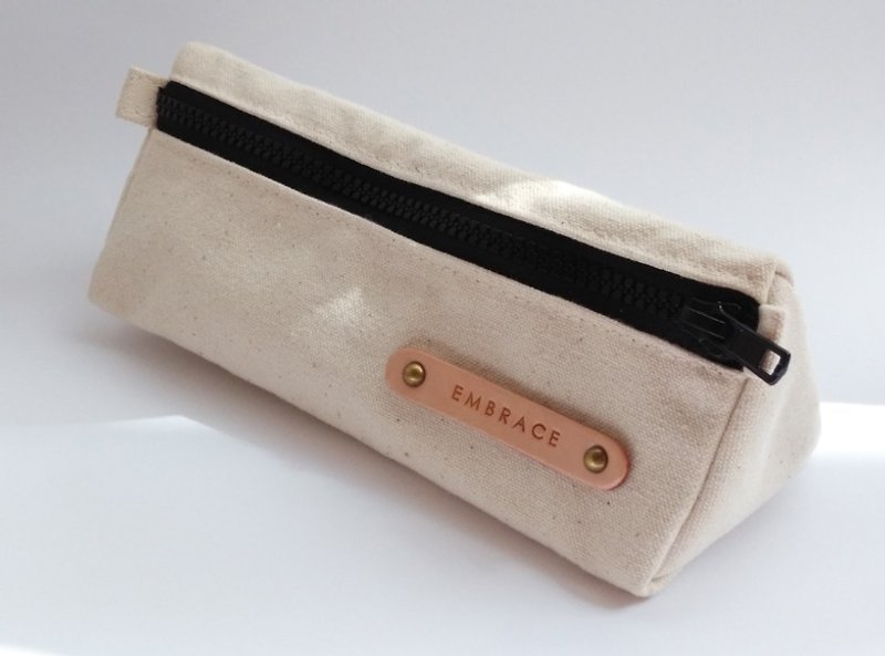 Gift / hand-made canvas bag pouch Pencil Pouch / free custom imprinted [beige] - กระเป๋าเครื่องสำอาง - วัสดุอื่นๆ 