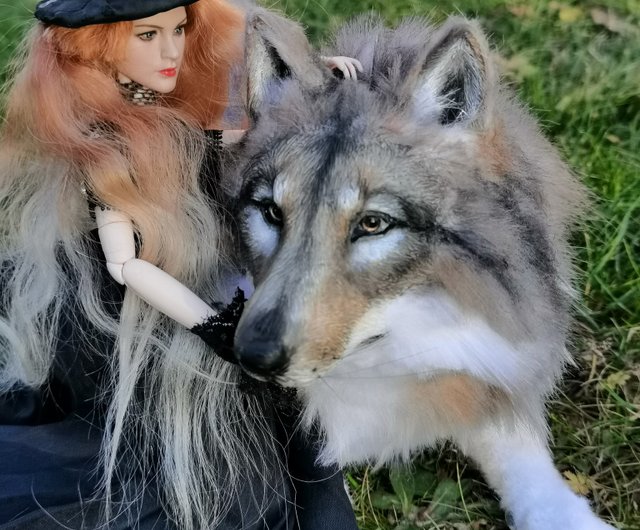 オーダーメイドウルフリアルな動物のぬいぐるみポーズ可能なアート