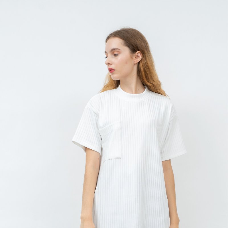 Knit T-Shirt Lightweight Anti Wrinkle - 洋裝/連身裙 - 聚酯纖維 黑色