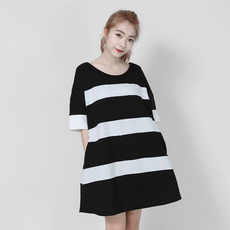 SU: MI said Element Element striped blouse dress _7SF001_ black and white - One Piece Dresses - Cotton & Hemp White