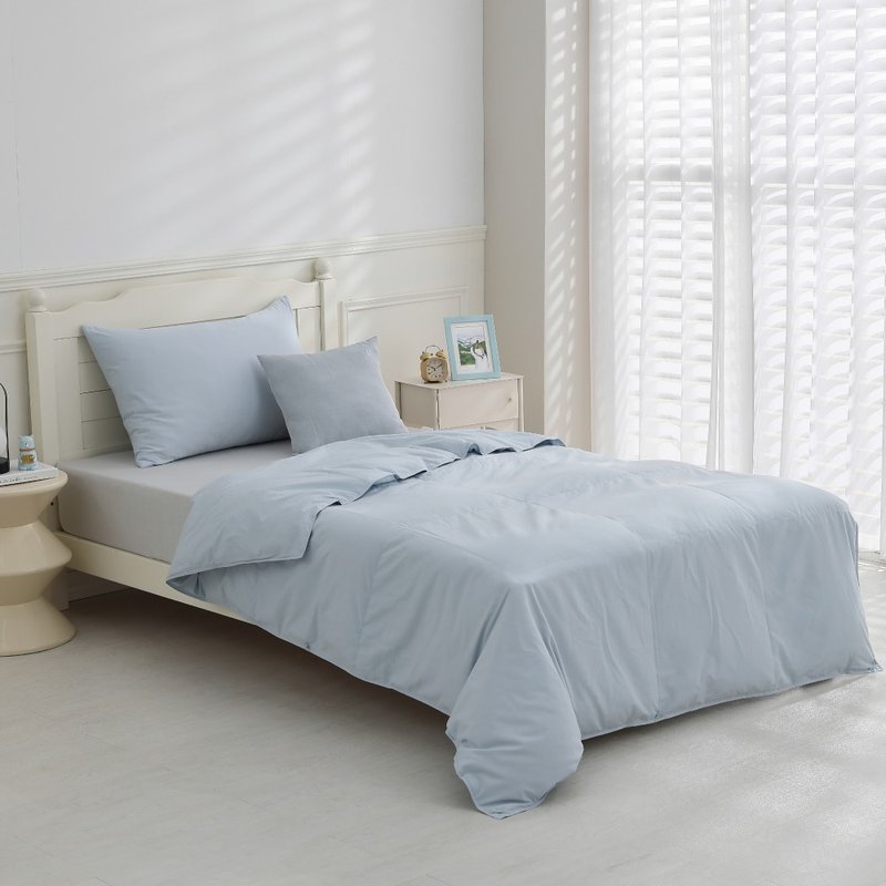 單人/十月羽絨被/可機洗、免被套、蓋一整年的好被子-雲灰藍 - 棉被/毛毯 - 羽絨 