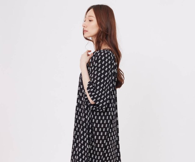 Kelly V Neck Puff Sleeve Dress Black Printed - Shop so that's me