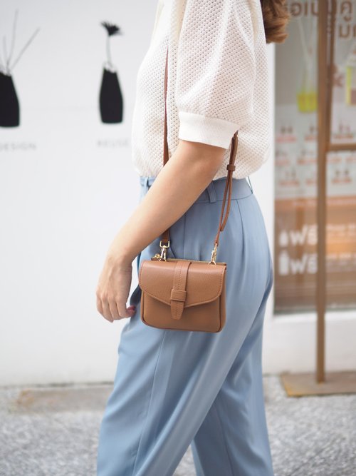 Khloe (Brick): Micro bag, Short wallet, Crossbody bag, Cow Leather