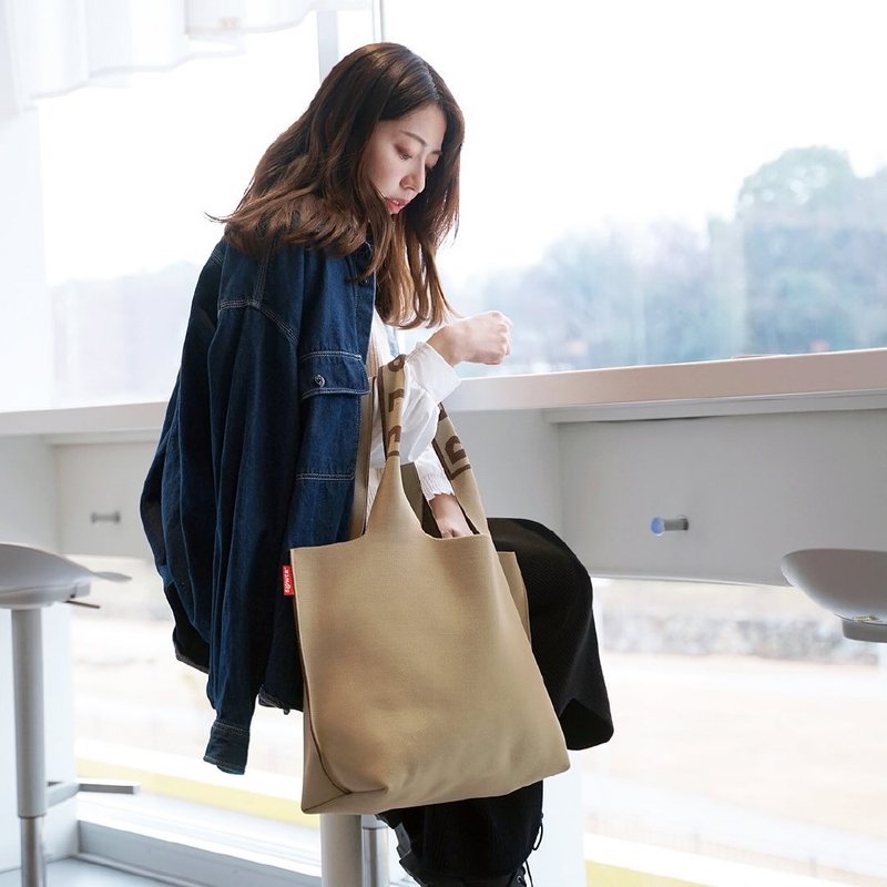 [Japanese SLOWER] Knitted Tote Bag - Size L (three colors available) - Handbags & Totes - Polyester Multicolor