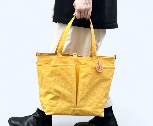 新しい MARKT イエロー KONBU 撥水加工ナイロン素材トートバッグ 受注 バッグ
