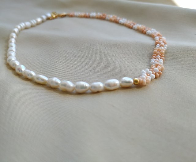 Beaded necklace (Handmade)