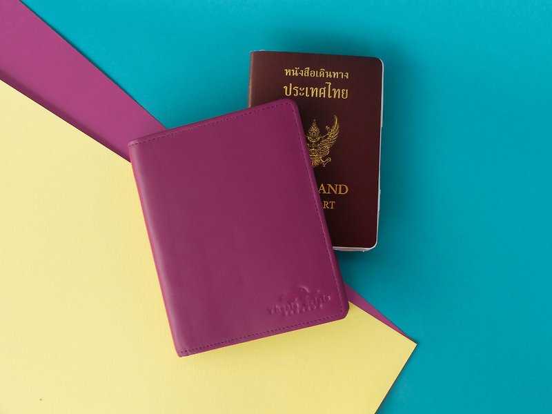 MINIMAL 'ANDA' ITALIAN LEATHER PASSPORT COVER/WALLET FOR TRAVEL LOVER-PURPLE - Wallets - Genuine Leather Purple