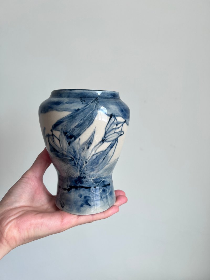 野薑花與無執著的心  H13.8cm - 花瓶/花器 - 陶 