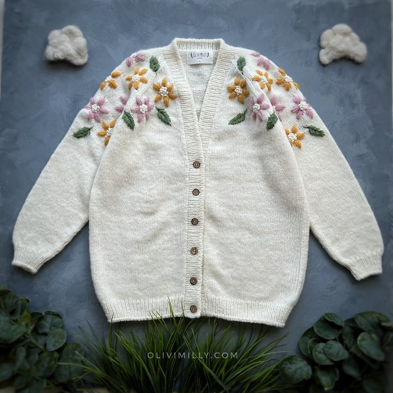Flowers Rain Adult cardigan, hand knitted cardigan with embrodery - สเวตเตอร์ผู้หญิง - ขนแกะ ขาว