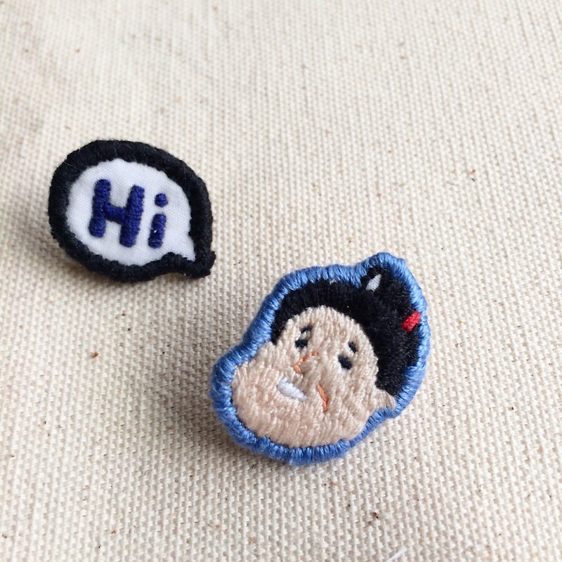Hand embroidery * Sumo Hercules brooch - เข็มกลัด - งานปัก สีน้ำเงิน