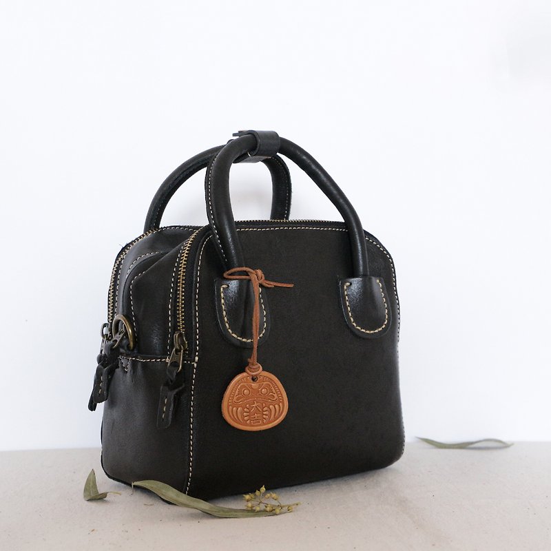 Plant tannin tanned fashionable handbag diagonal hanging black