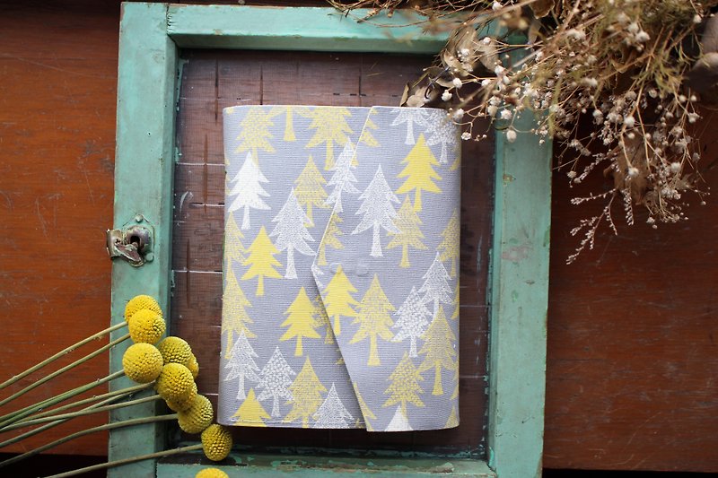 Shimmery Forest / Handmade Notebook / Diary / Notepad / Photo Album / Pocketbook / Log / Discount / Gift / Christmas Gift / Exchange Gift - สมุดบันทึก/สมุดปฏิทิน - กระดาษ สีเทา