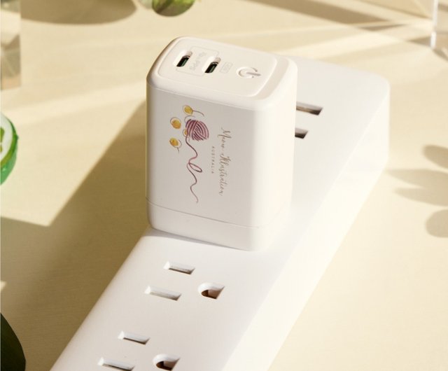 ニャーイラスト 星と猫 GaN 40W Type-C デュアルポート充電