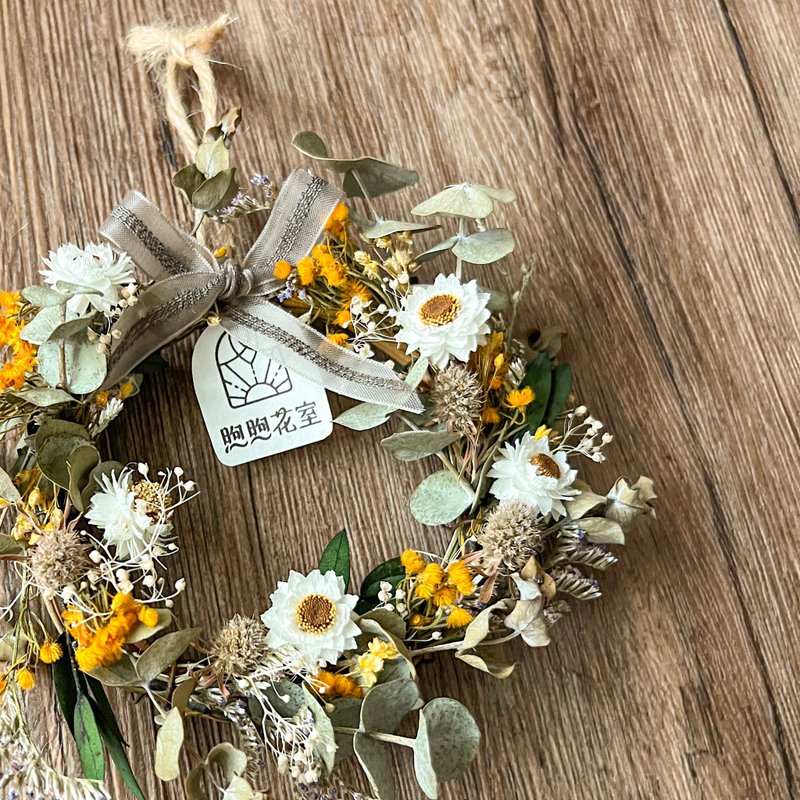 Small dried chamomile wreath - Dried Flowers & Bouquets - Plants & Flowers Khaki