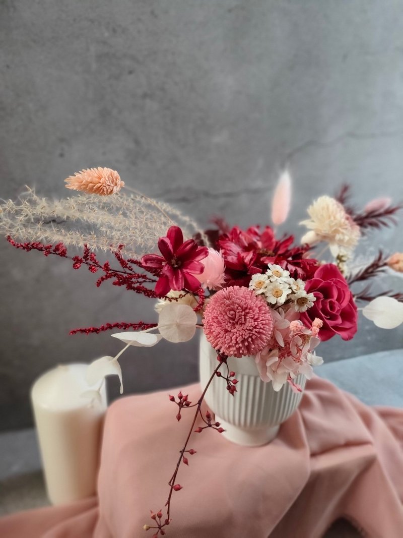 Eternal Table Flowers - New Year's Home Decoration Housewarming Opening Ceremony - ช่อดอกไม้แห้ง - พืช/ดอกไม้ สีแดง