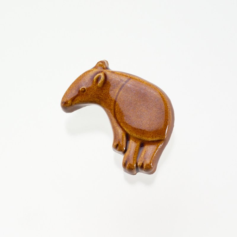 ceramics brooch tapirus indicus brown - Brooches - Pottery Brown