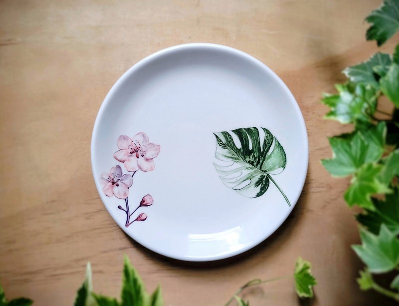 手繪觀葉植物 6吋圓盤 原創款 - 餐桌/書桌 - 瓷 