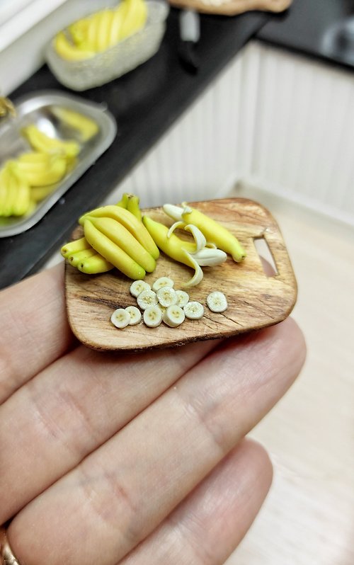 MiniatureFromIrina Realistic 1:12 scale bananas, Mini fruit, dollhouse, miniature, restaurant games