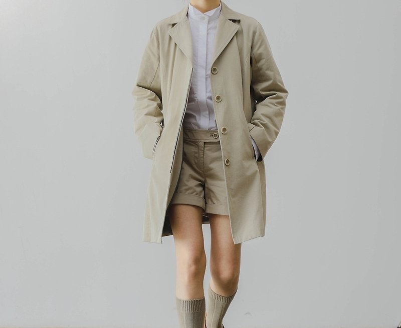French retro gentleman girl editor style suit collar windbreaker jacket - เสื้อสูท/เสื้อคลุมยาว - ผ้าฝ้าย/ผ้าลินิน สีกากี