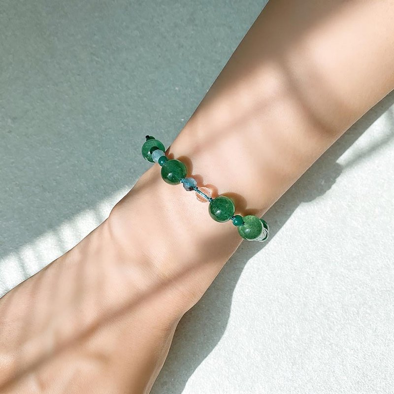 Deep Summer Latte, Green & Aquamarine Raw Stone Macrame Bracelet - 手鍊/手環 - 半寶石 綠色