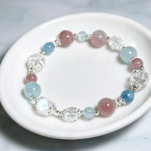 In Hand Jewelry Design 晴空的河津櫻-馬島粉晶.海水藍寶.白水晶-純銀設計款手鍊