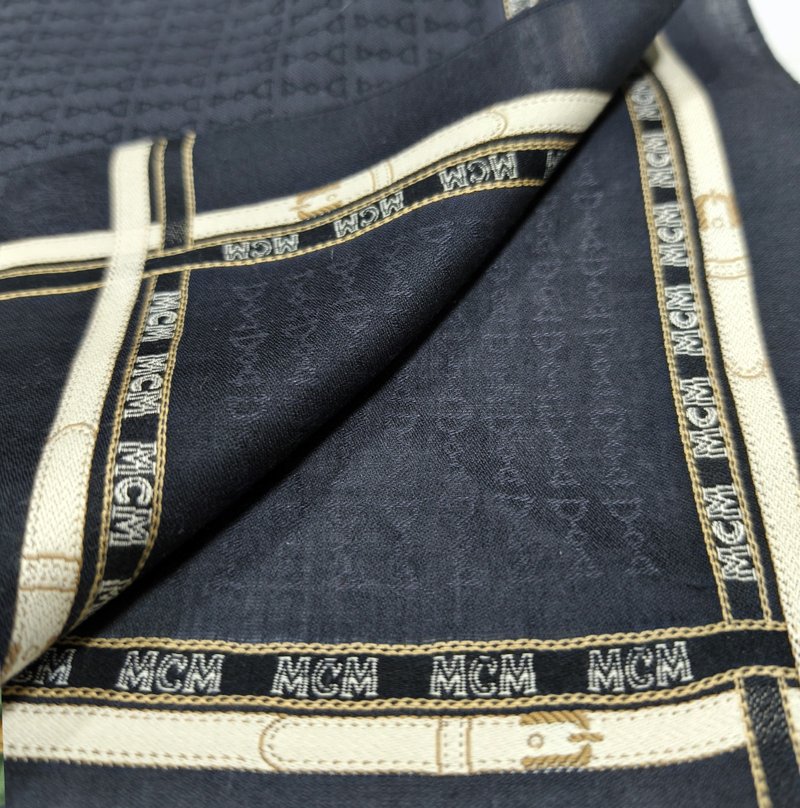 MCM Vintage Handkerchief Pocket Square Black Brown Gift for Him 19 x 18 inches - 手帕 - 棉．麻 黑色