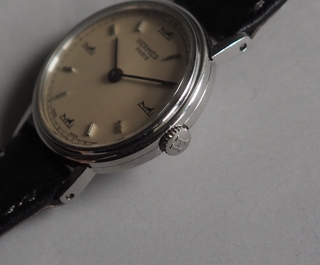 HERMÈS Vintage Hand-Wound Watch エルメス 馬車ロゴ 手巻き