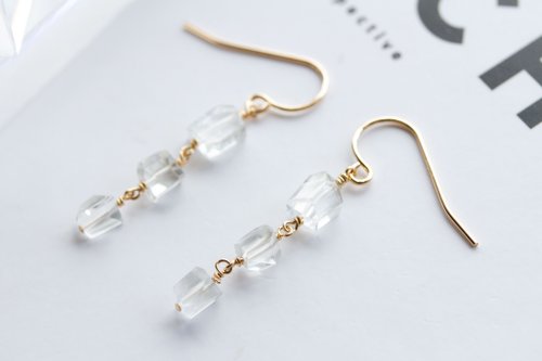 LIKE A WISTERIA.JAPAN 【 14Kgf 】ラフロックホワイトトパーズ フックピアス
