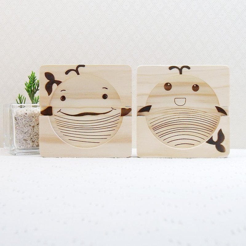 Whale hand in hand mobile phone holder coaster business card holder customized name congratulations - ของวางตกแต่ง - ไม้ สีนำ้ตาล