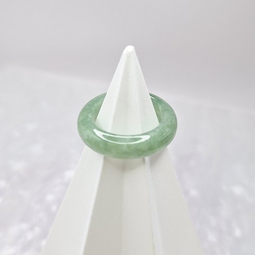 緣圓翡翠 滿綠雪花 起冰戒指 玉戒 國際圍8 內徑15.1 | 天然緬甸玉A貨翡翠