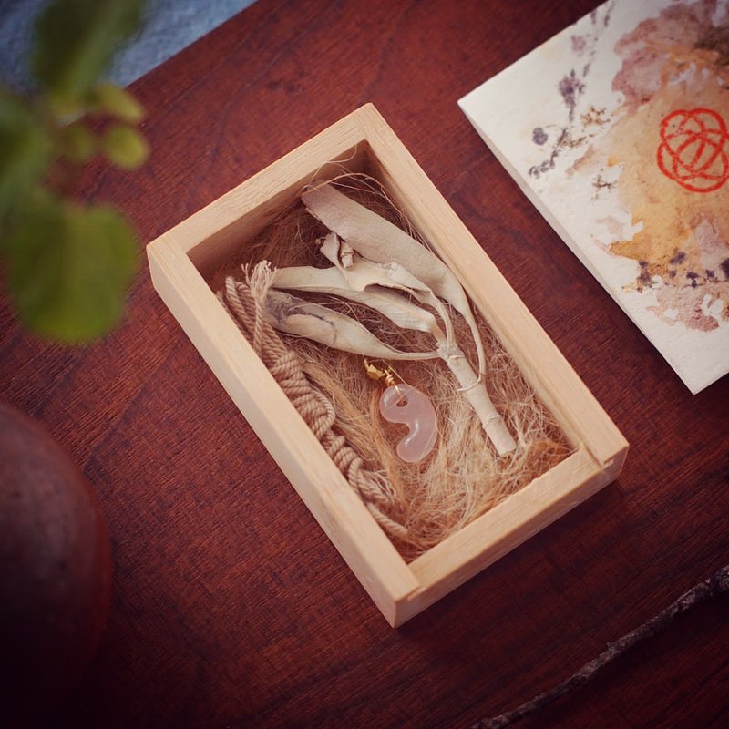 【宇宙萬物連結】 緣起物 守護靈物 勾玉 套裝 - 粉水晶 櫻花樹 - 長項鍊 - 寶石 粉紅色