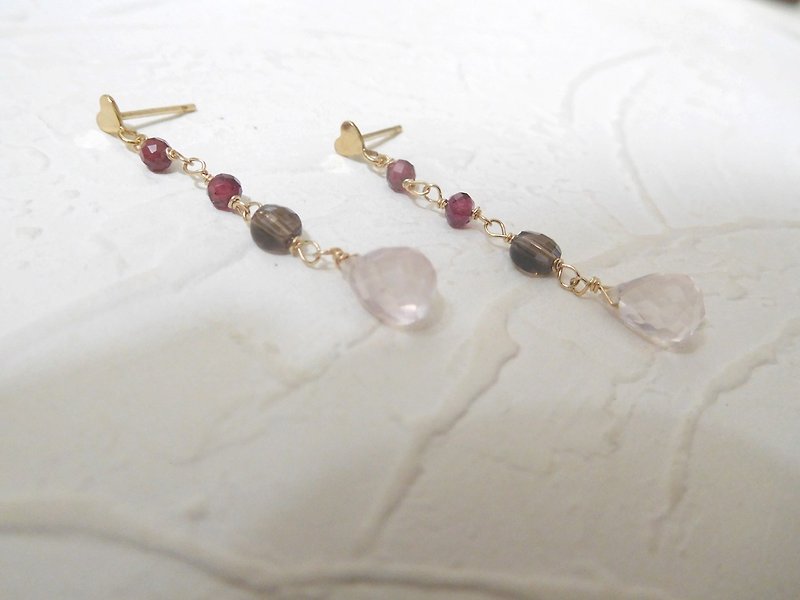 14k gold small heart garnet Stone rose quartz earrings can be clipped - ต่างหู - วัสดุอื่นๆ สีทอง