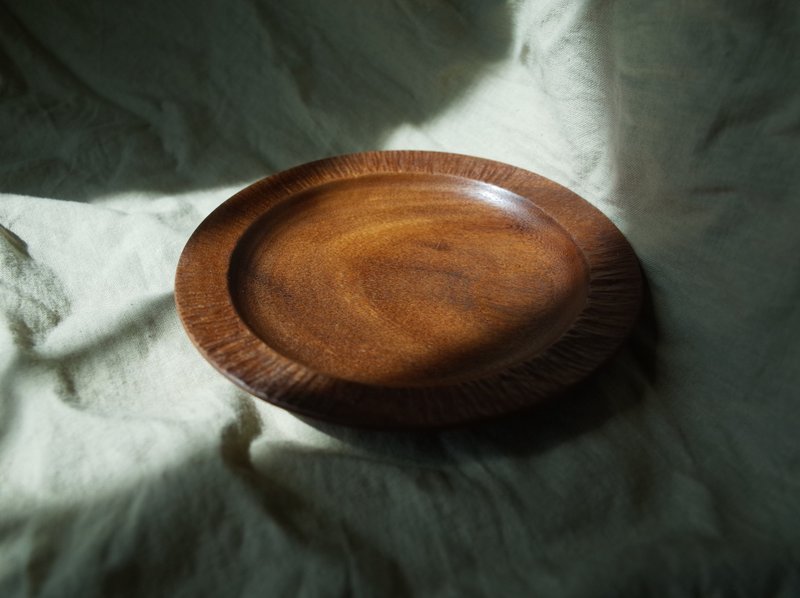 邊緣雕刻圓盤 - 盤子/餐盤/盤架 - 木頭 卡其色