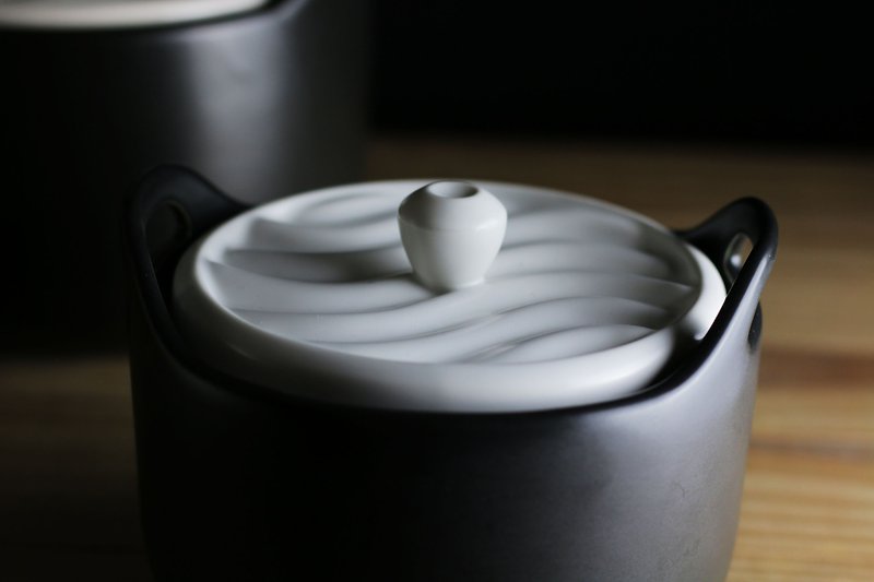 プラム壷─ダハンポット（ダ壷）は直接加熱可能20338-0000001 - 鍋・ベーキングトレイ - 陶器 