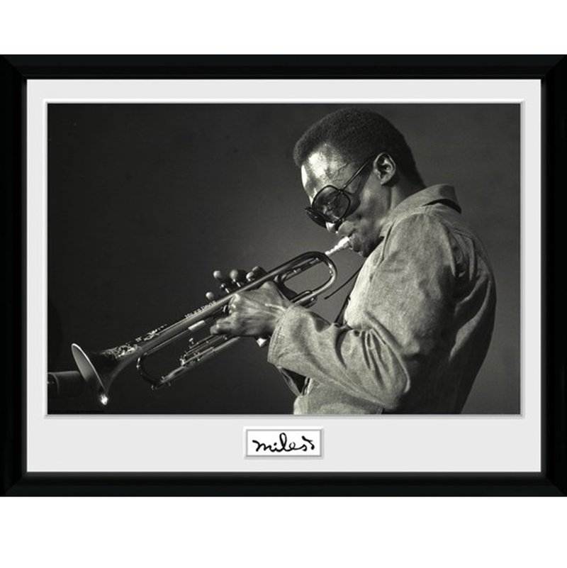 Miles Davis 1969 - Schaefer 音樂節 攝影作品含框 - 海報/掛畫/掛布 - 其他材質 灰色