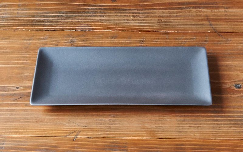 【在庫限りSALE】せっ器　ロングプレート 32×13.5cm - 小皿 - 陶器 グレー