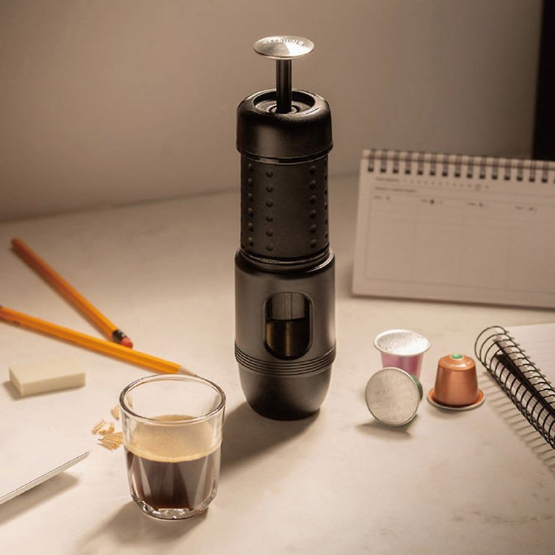 【新款.戶外.便擕.】STARESSO 迷你便攜手壓式濃縮咖啡機 - 咖啡壺/咖啡器具 - 其他材質 黑色