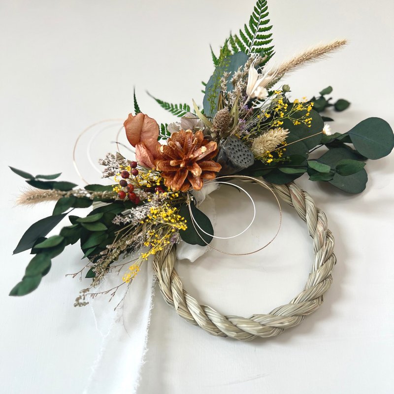 Japanese Shimenawa-Inspired | Welcoming Fortune Earthy Tones Preserved Flower Ornament | Year-End & New Beginnings | New Year Door Decor | Home Decor - ช่อดอกไม้แห้ง - พืช/ดอกไม้ 