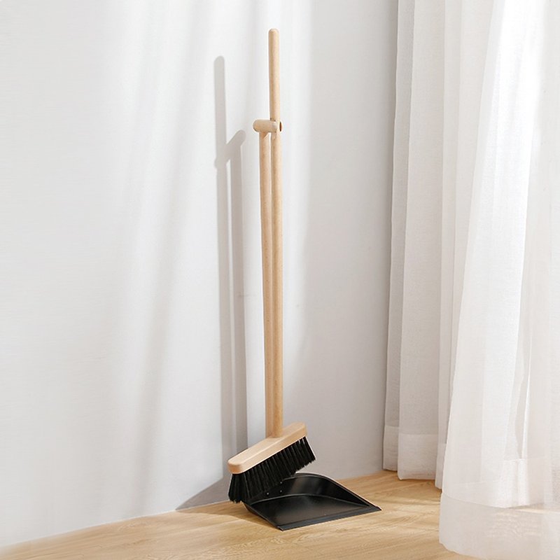 Japanese frost mountain Nordic style natural solid wood long-handled soft broom & iron dustpan set - อื่นๆ - ไม้ หลากหลายสี