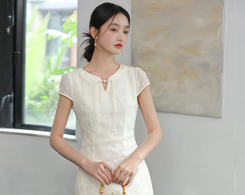 New Chinese style high-grade embroidered slim fit dress - One Piece Dresses - Other Materials White