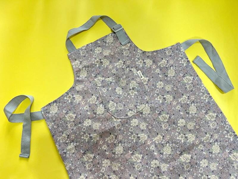 限量紫花花兒童萬用圍裙 - 圍裙 - 棉．麻 咖啡色