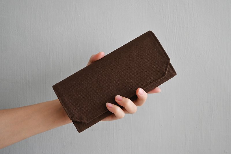 Dark Brown Canvas Wallet with Washable Paper, Lightweight, Eco-friendly Material - กระเป๋าคลัทช์ - ผ้าฝ้าย/ผ้าลินิน สีนำ้ตาล