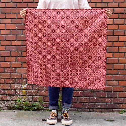 Furoshiki Wrapping Cloth - 70x70 / Begonia Glass Pattern / Pink Peach &amp;amp;Brick Red