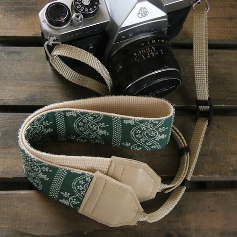 Vintage fabric camera strap - Camera Straps & Stands - Other Materials Green